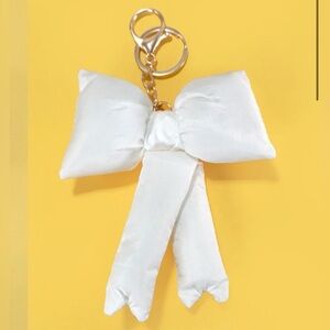 🆕 Elegant White Satin Puffy Bow Purse Charm with Gold Hardware